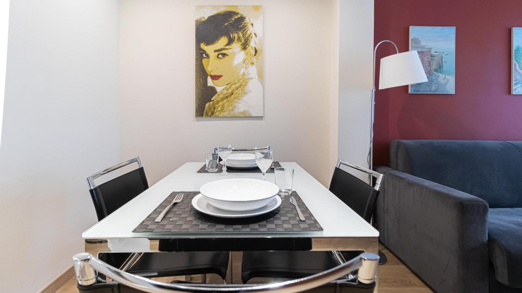 Italianway-Gian Galeazzo Apartment Milan Bagian luar foto